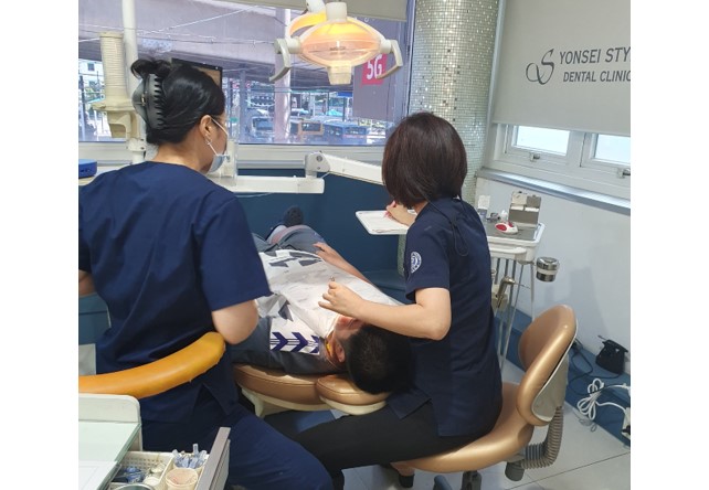 연세스타일치과.jpg
